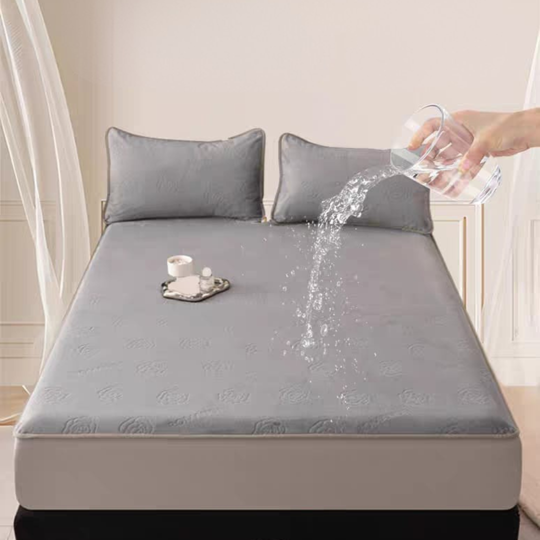 360° Coverage Waterproof Milk Fleece Fitted Bedsheet with Pillow Covers