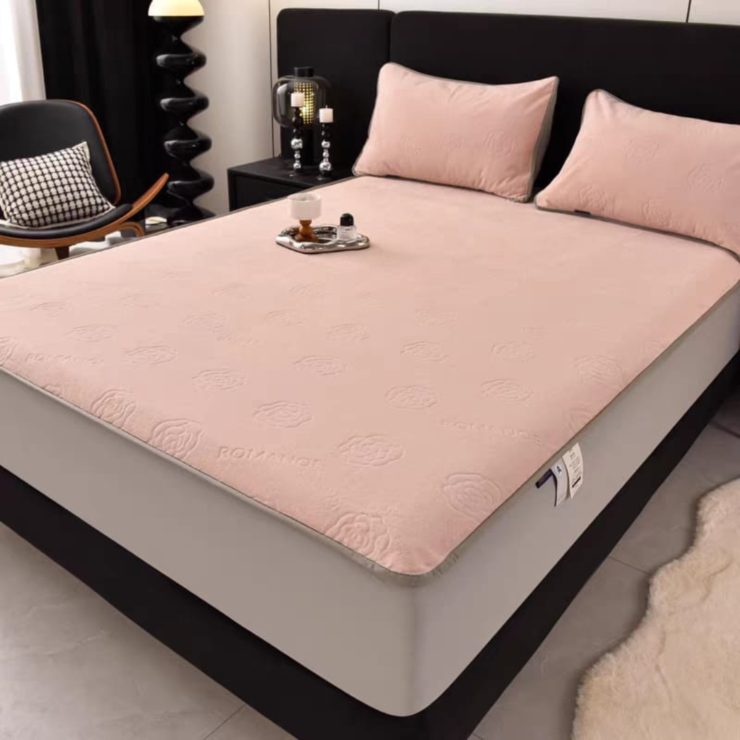 360° Coverage Waterproof Milk Fleece Fitted Bedsheet with Pillow Covers