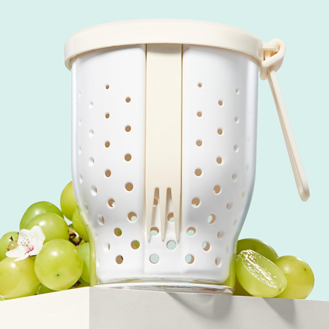 HOMERO Multi Functional Travel Fruit Storage Cup With Fork - 760ML Capacity