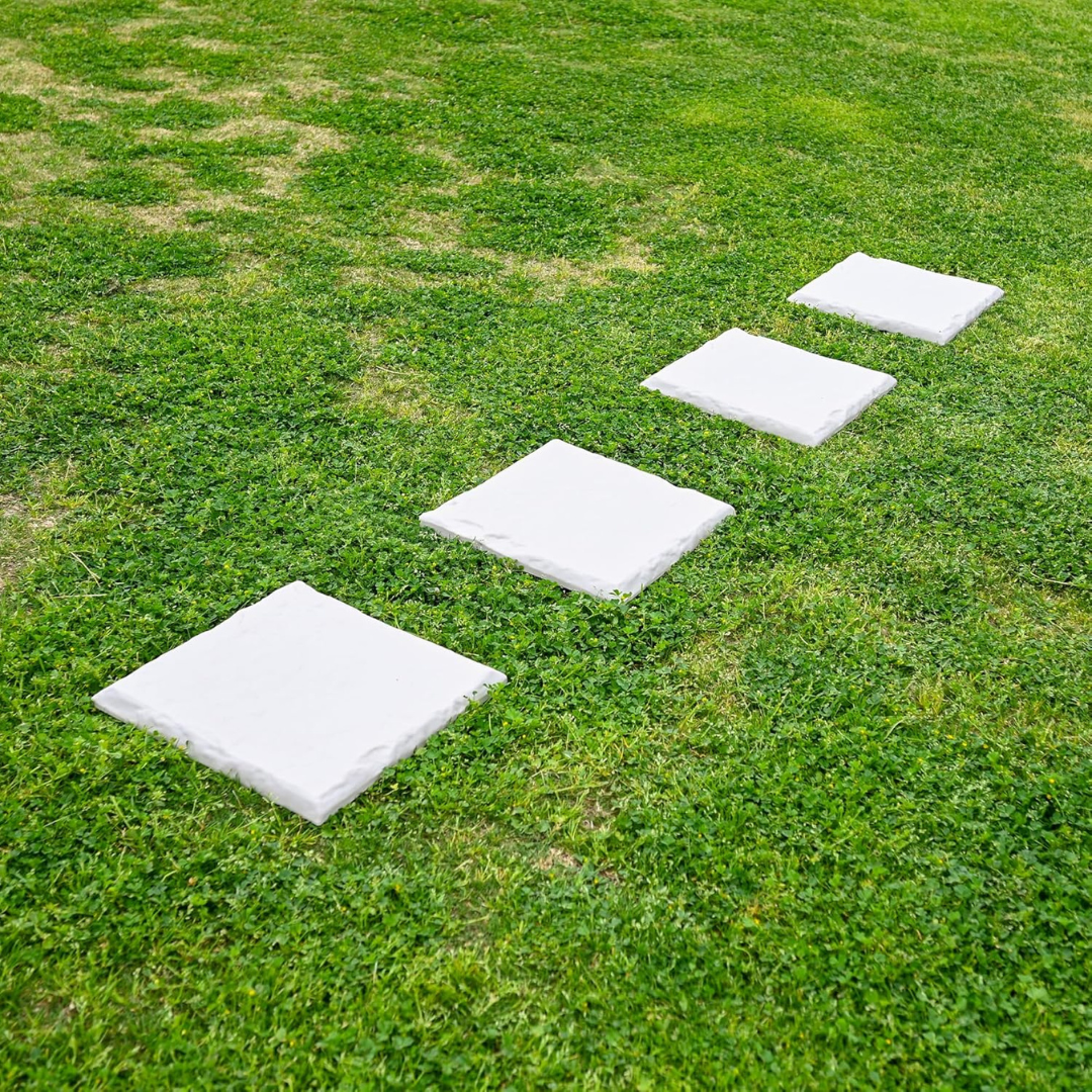 HOMERO Non Slip Textured Surface Garden Stepping Stones with Stakes Set