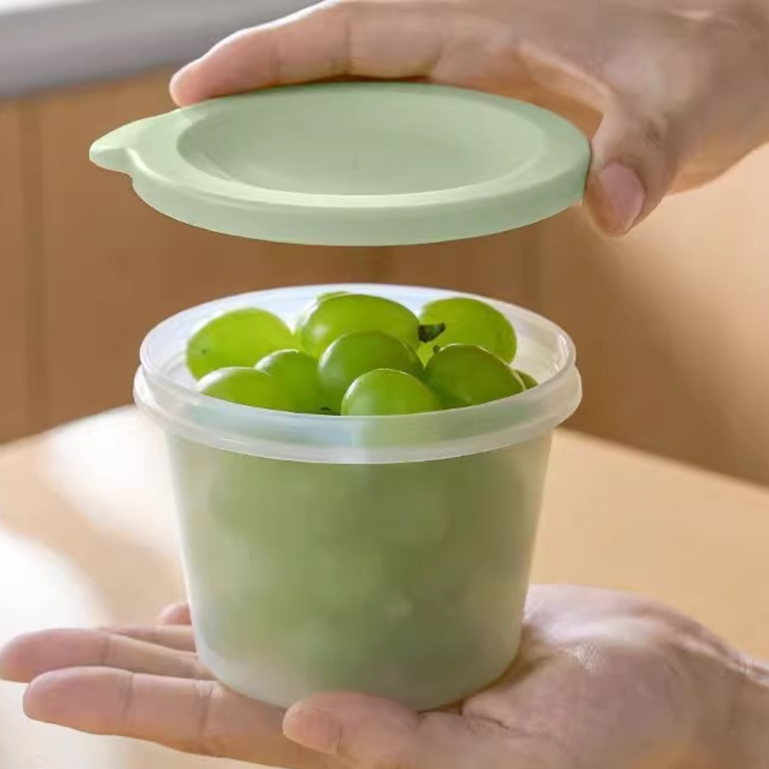 Compact Stackable Refrigerator Fruit Storage Box with Airtight Seal