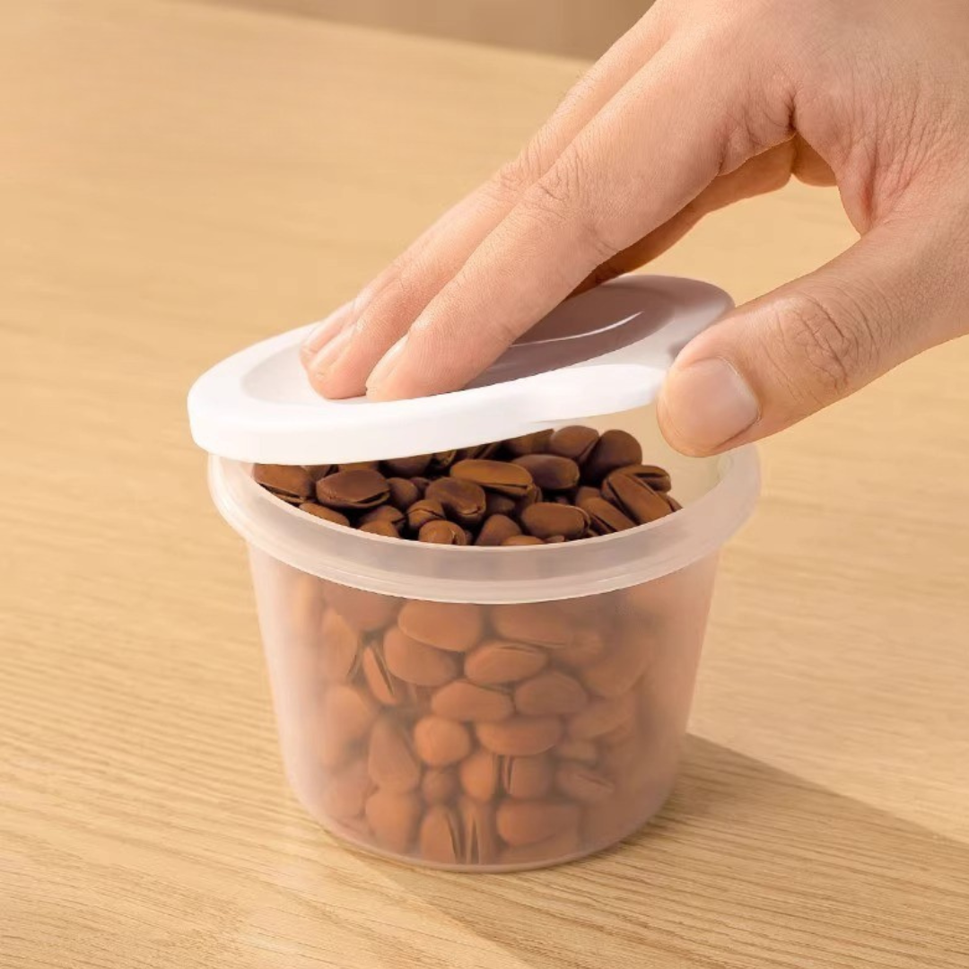 Compact Stackable Refrigerator Fruit Storage Box with Airtight Seal