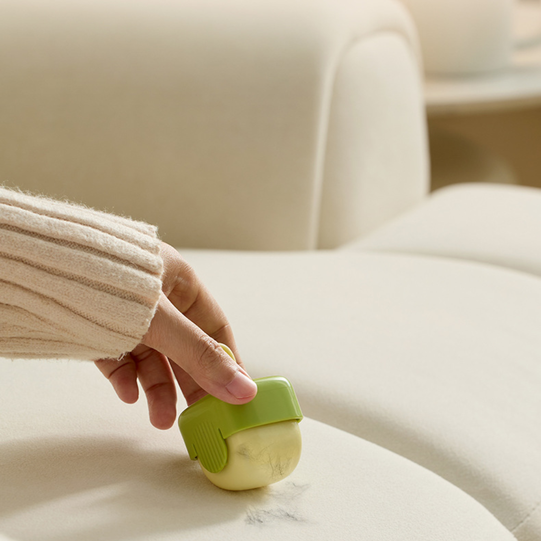 Fresh Roll Portable Lint Remover