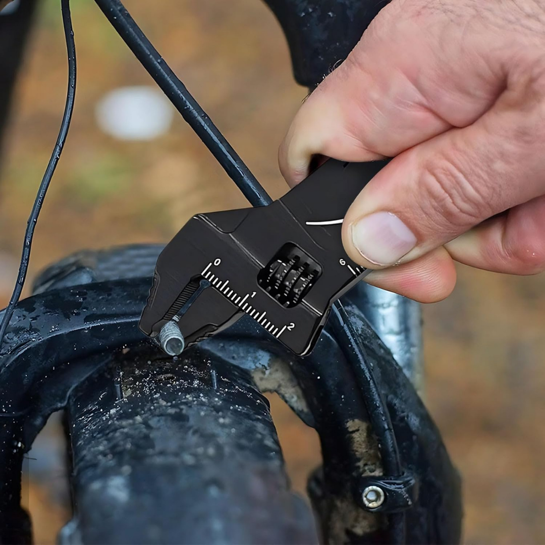 Homero 6 in 1 Multitool Stainless Steel Wrench