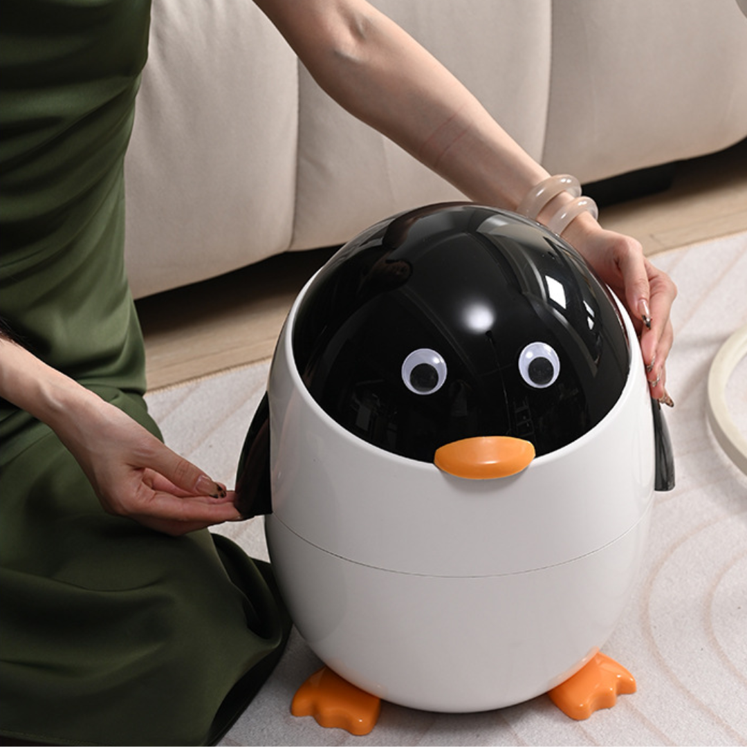 Homero Cute Cartoon Penguin Trash Can with Flip Lid