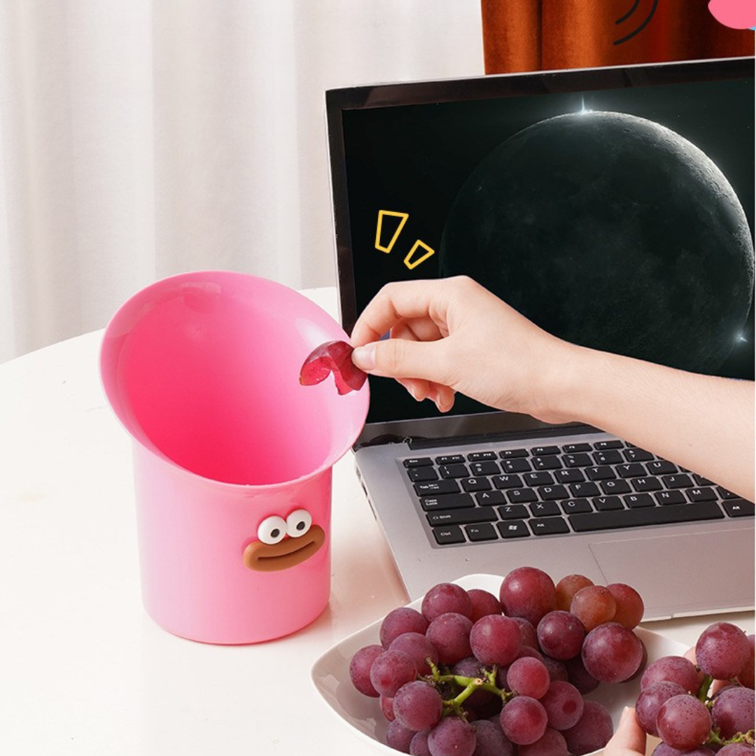 Dual-Function Desktop Trash Can with Hidden Cleaning Brush