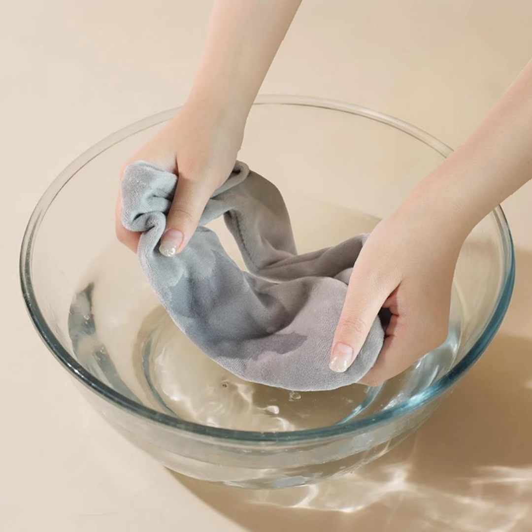 Homero Thermal Relief Neck Shoulder Ergonomic Design Hot Water Bag - 900ml