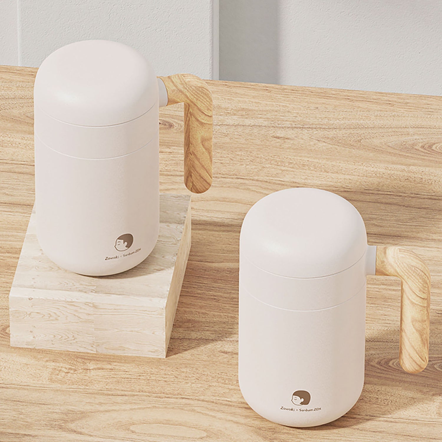 HOMERO Stainless Steel Automatic Stirring Mug with Wooden Handle - 420ml