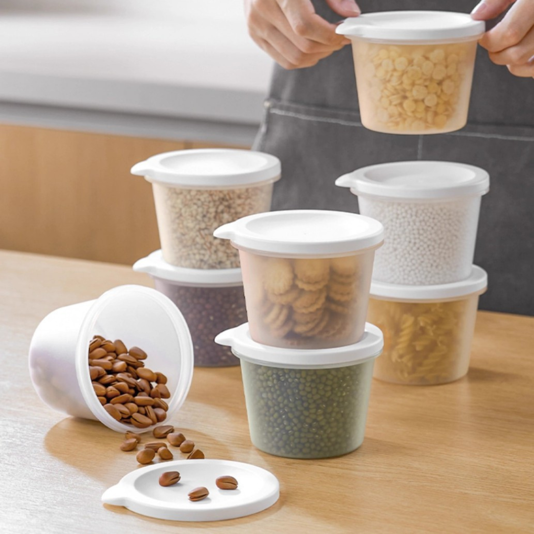 Compact Stackable Refrigerator Fruit Storage Box with Airtight Seal