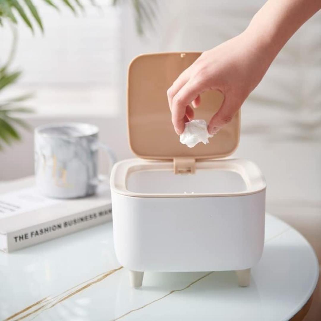 Homero Modern Square Trash Bin with Lid and Wooden Legs