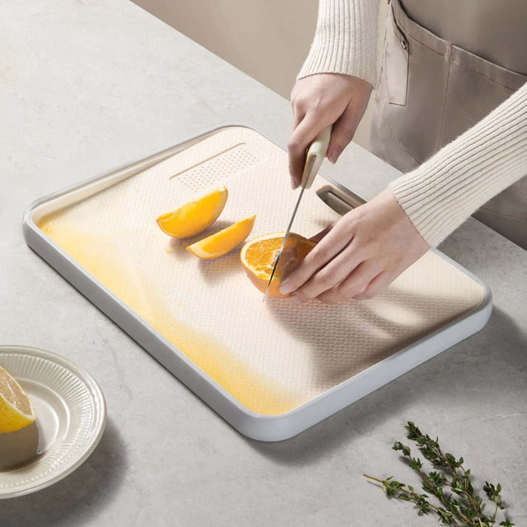 Homero Premium Double Sided Cutting Board with Grinding Zone