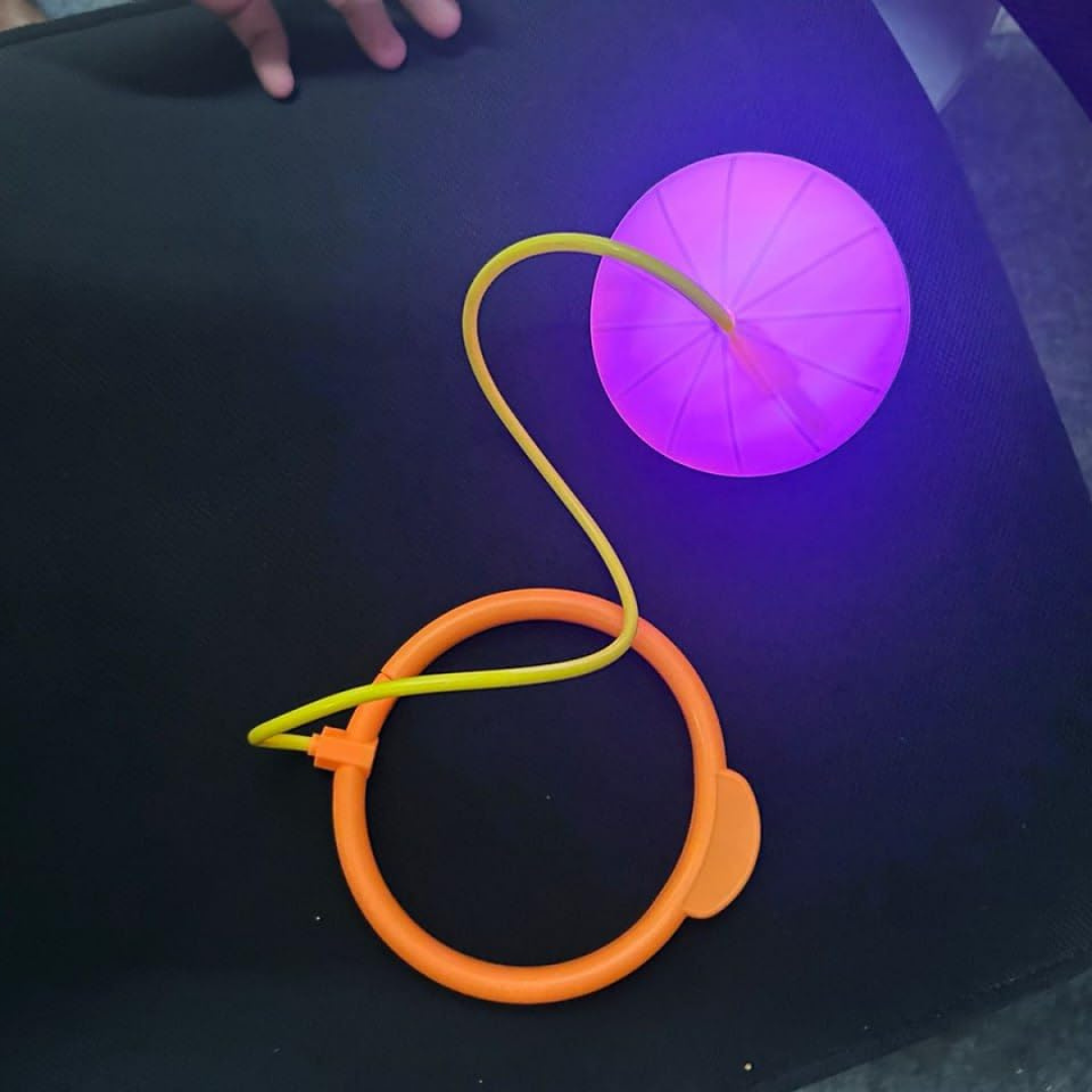 Homero Flashing Ankle Skip Ball Spin Jumper Kids Fitness Toy