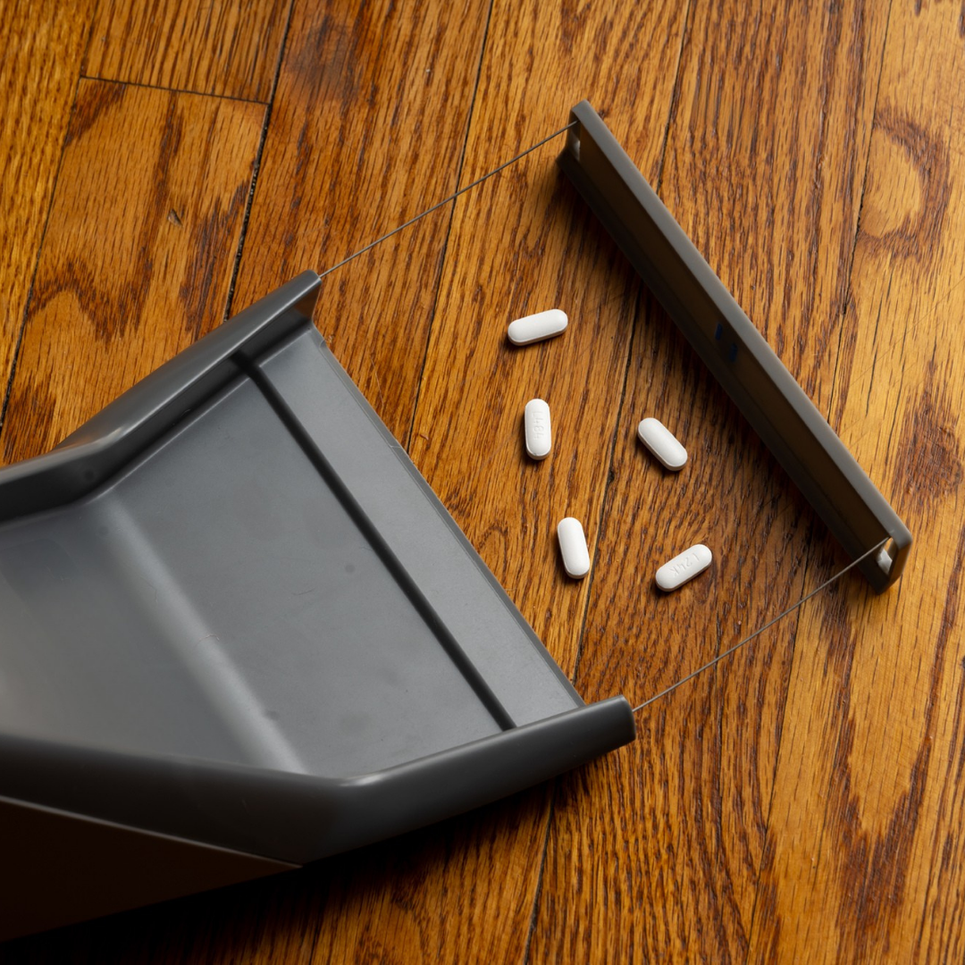 HOMERO Multi Purpose Easy Pickup Smart Item Retrieval Tool with Comfortable Handle Grip