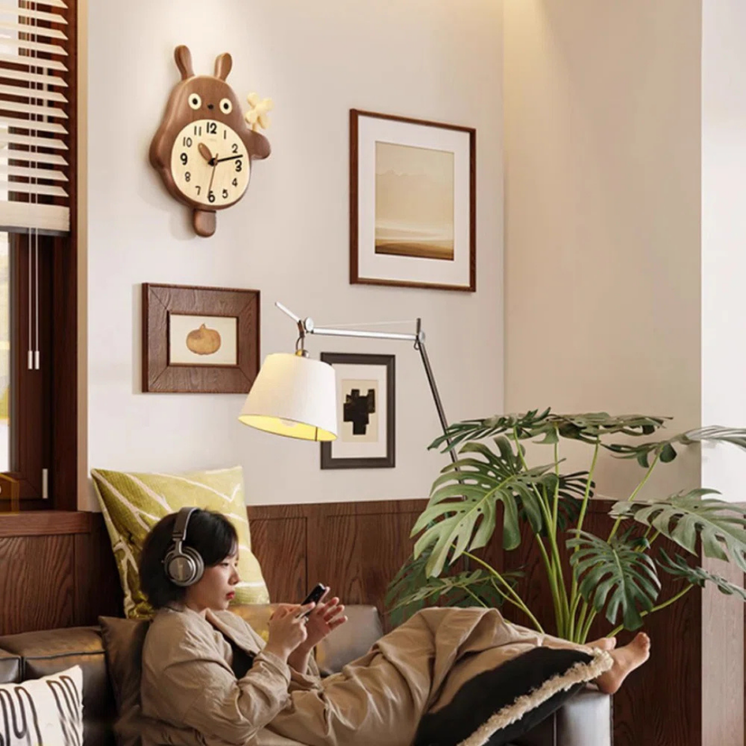 HOMERO Cute Cartoon Rabbit Decorative Analog Wall Clock