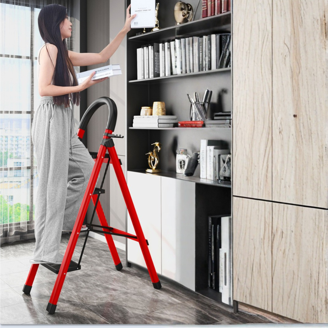 Foldable Carbon Steel Four Step Ladder with Handrail and Tool Tray