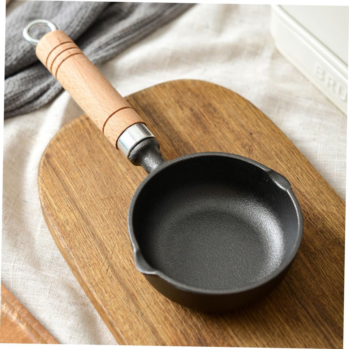 Homero Cast Iron Deep Frying Pot with Wooden Handle - 11cm Diameter