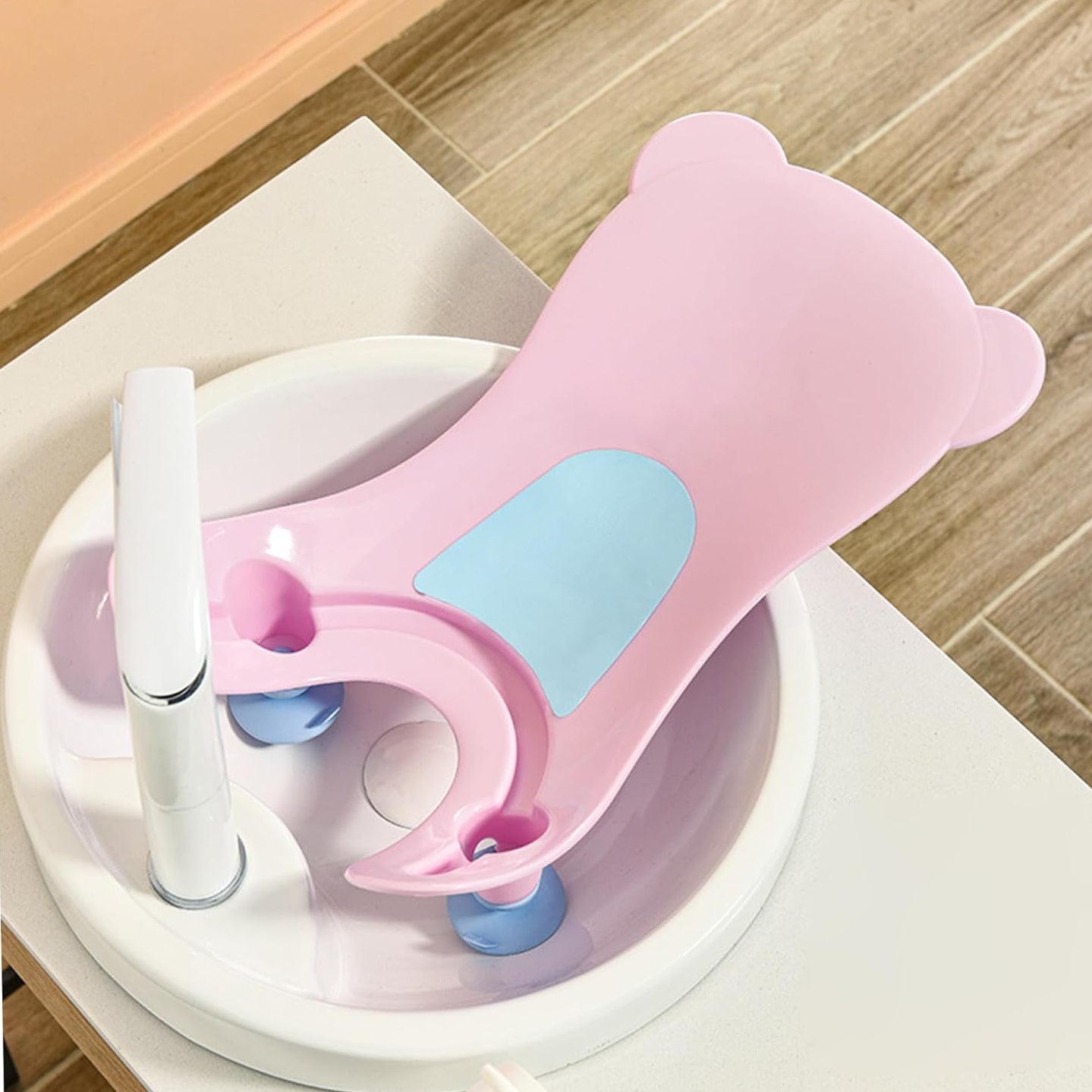 Ergonomic Infant Baby Butt Washing Foldable Basin