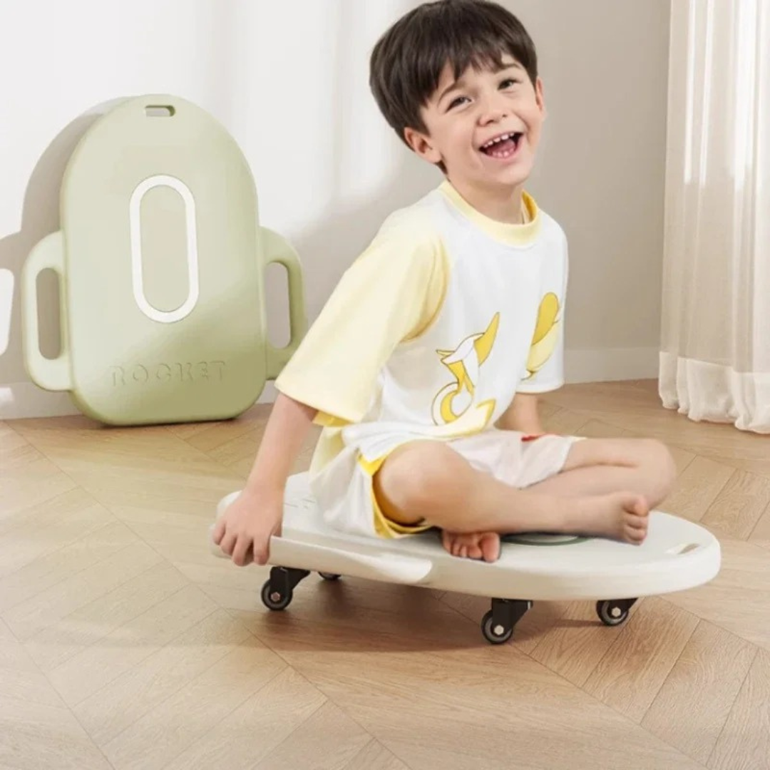 HOMERO Six-Wheel Design Smooth Gliding Rocket Scooter for Kids