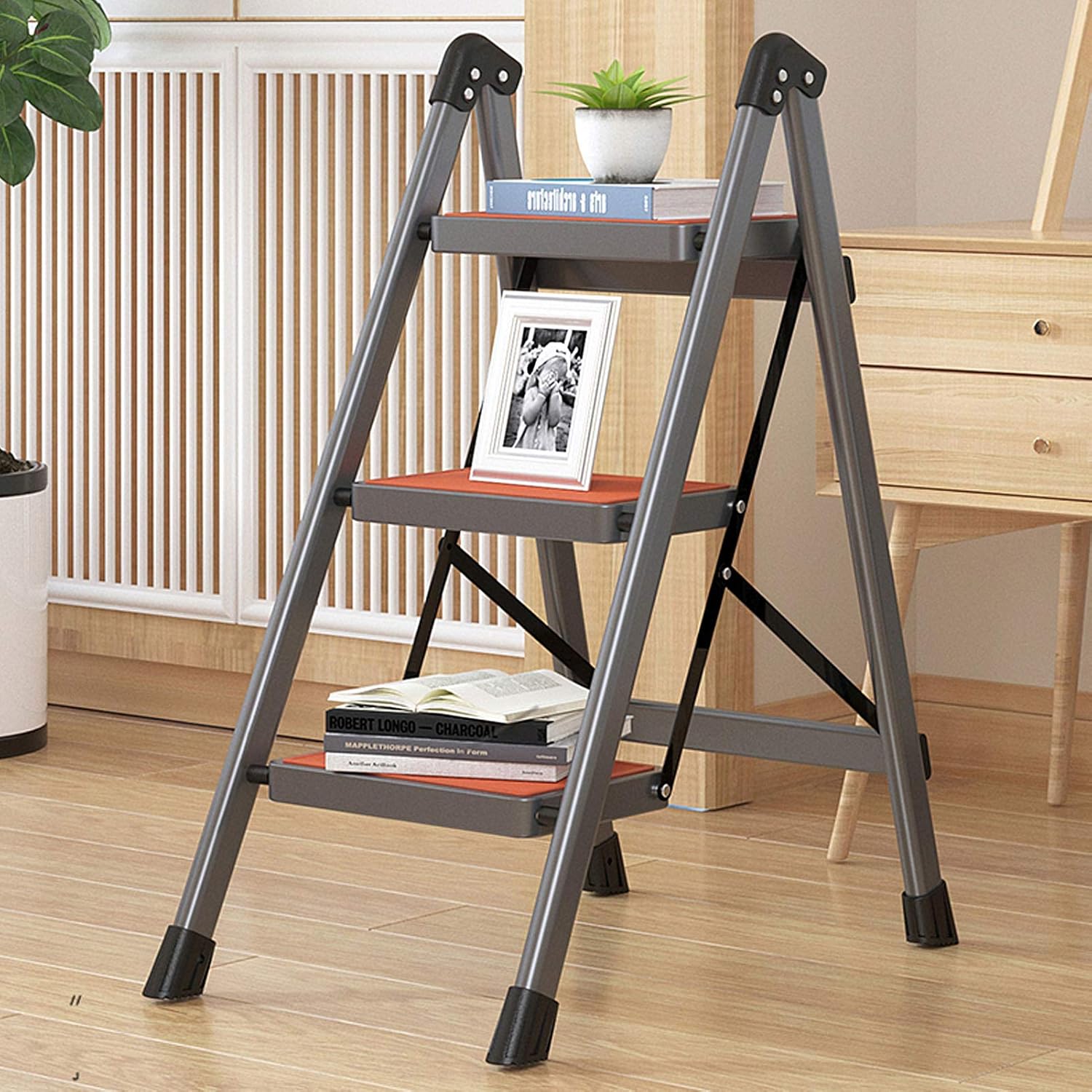 HOMERO Heavy-Duty 3 Step Anti-Slip Wide Pedal Folding Step Ladder
