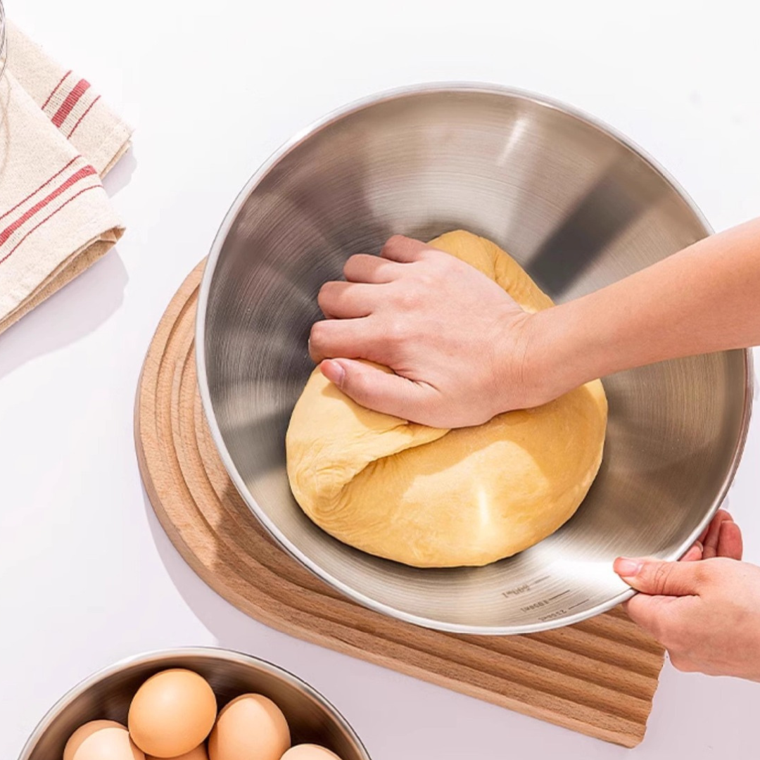 Premium 304 Stainless Steel Mixing Bowl with Measuring Scale and Lid
