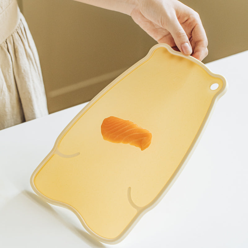 Cute Bear Shaped Multipurpose Kitchen Chopping Board